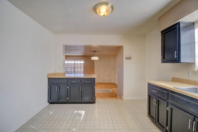 1723 Valley Road SW, Albuquerque, NM 87105