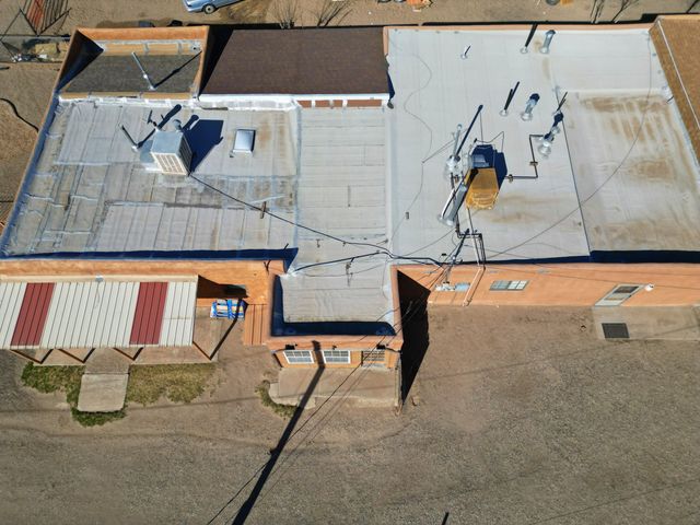 1723 Valley Road SW, Albuquerque, NM 87105