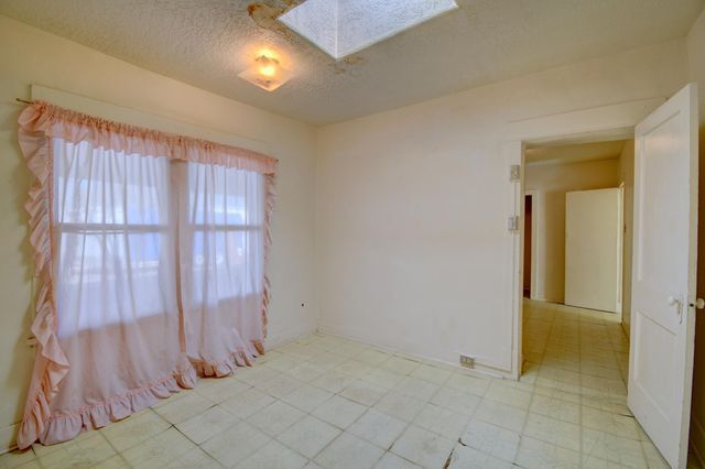 1723 Valley Road SW, Albuquerque, NM 87105