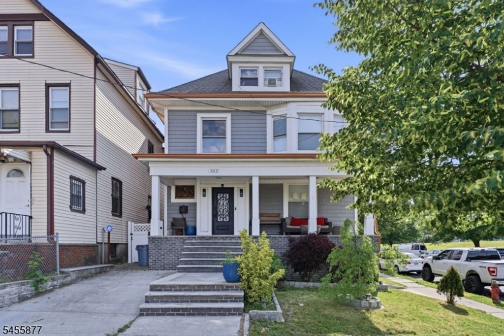334 1St Ave 2, Elizabeth City, NJ 07206 — exterior