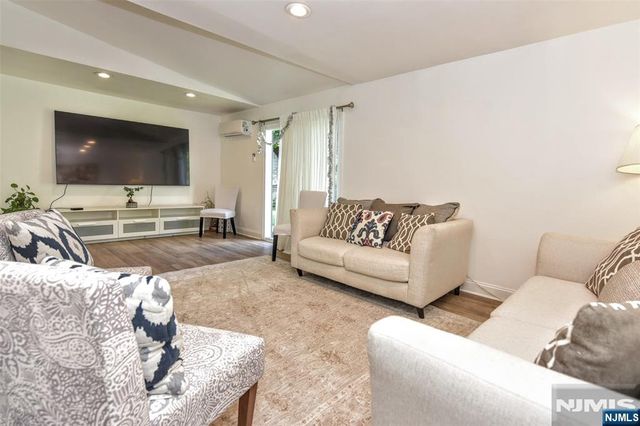 347 Forest Avenue, Paramus, NJ 07652