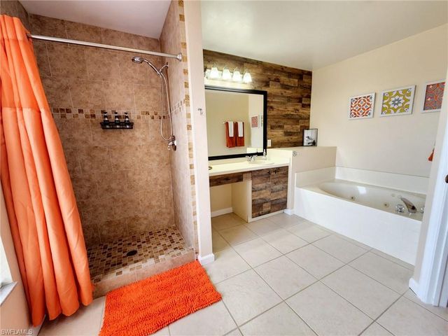 101 NW 35th PL, Cape Coral, FL 33993