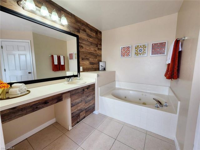 101 NW 35th PL, Cape Coral, FL 33993