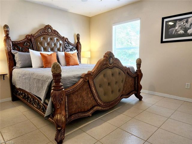 101 NW 35th PL, Cape Coral, FL 33993