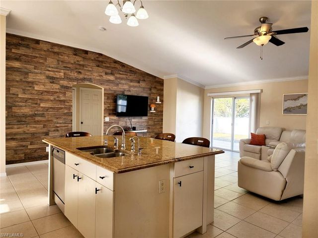 101 NW 35th PL, Cape Coral, FL 33993