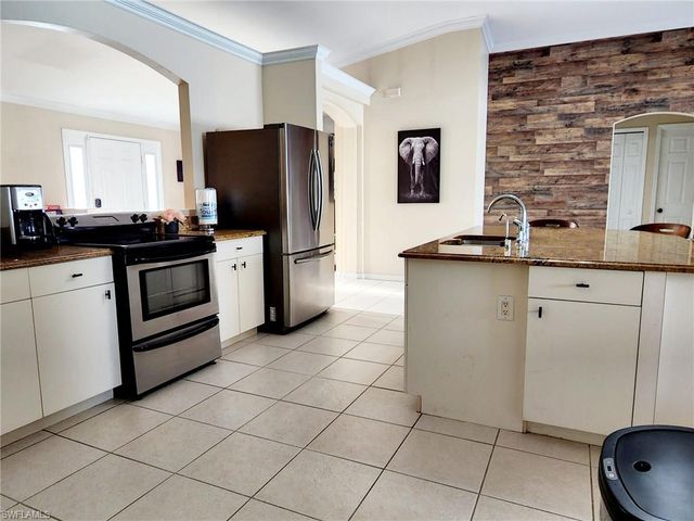 101 NW 35th PL, Cape Coral, FL 33993