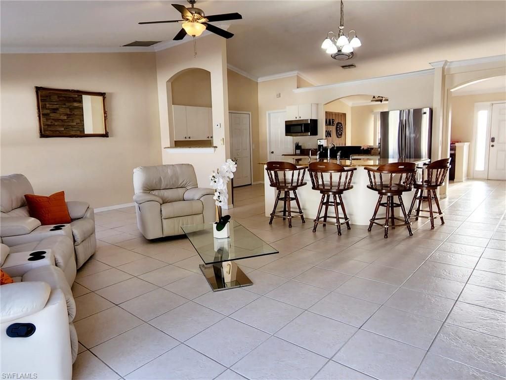 101 NW 35th PL, Cape Coral, FL 33993