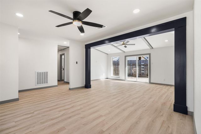 6646 Bayou View Drive, Houston, TX 77091