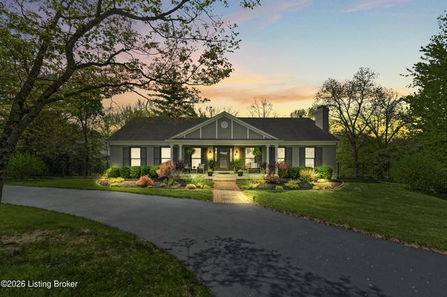 6217 Innes Trace Rd, Louisville, KY 40222