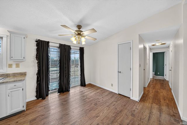 9857 N Skyline Drive, Syracuse, IN 46567