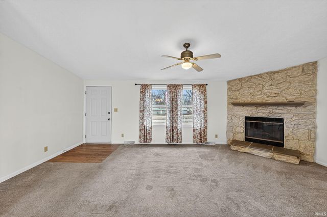 9857 N Skyline Drive, Syracuse, IN 46567