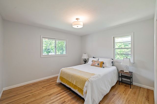 1512 Richmond Avenue, Des Moines, IA 50316
