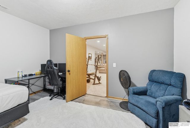 3941 S 183rd Avenue, Omaha, NE 68130