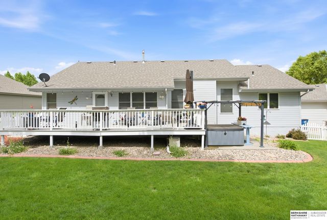 3941 S 183rd Avenue, Omaha, NE 68130