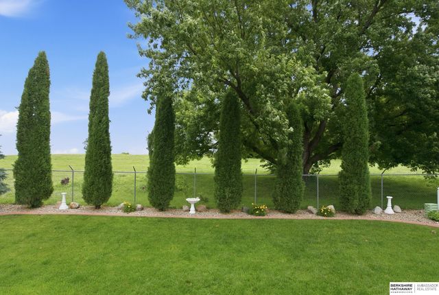 3941 S 183rd Avenue, Omaha, NE 68130