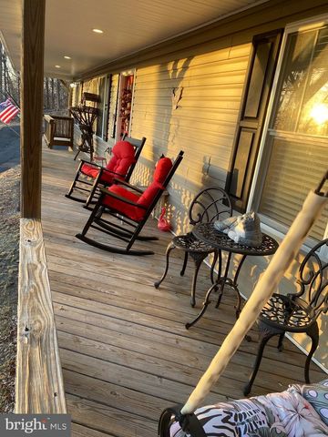 1157 GRANNY SMITH RD, Linden, VA 22642