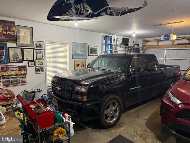 1157 GRANNY SMITH RD, Linden, VA 22642