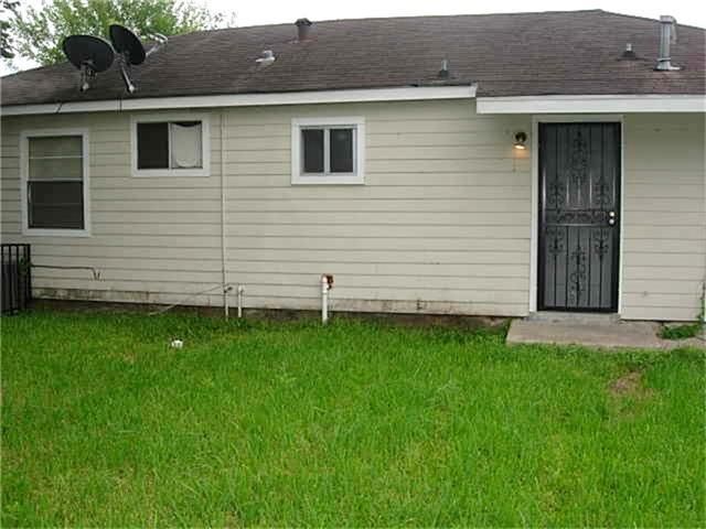 3349 Airport Boulevard, Houston, TX 77051