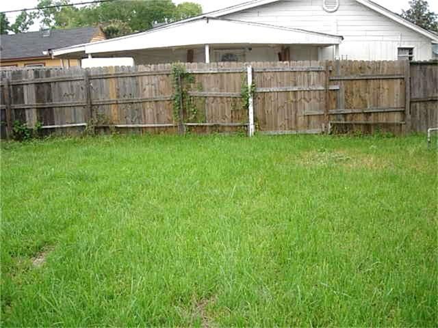 3349 Airport Boulevard, Houston, TX 77051