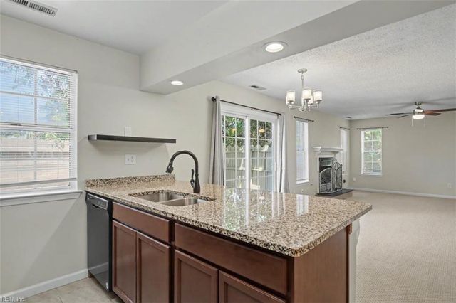 4404 Segovia CT, Virginia Beach, VA 23462