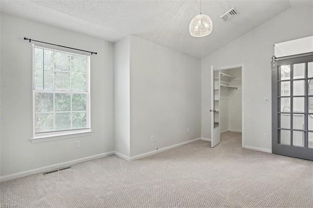4404 Segovia CT, Virginia Beach, VA 23462
