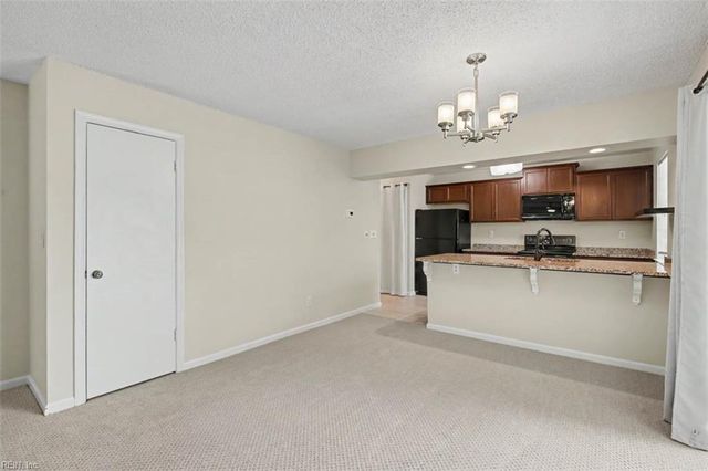 4404 Segovia CT, Virginia Beach, VA 23462