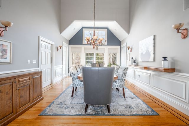 14 Dillman Court, Ridgefield, CT 06877