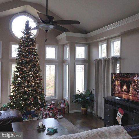 16 ROSS RD, Burlington Township, NJ 08016