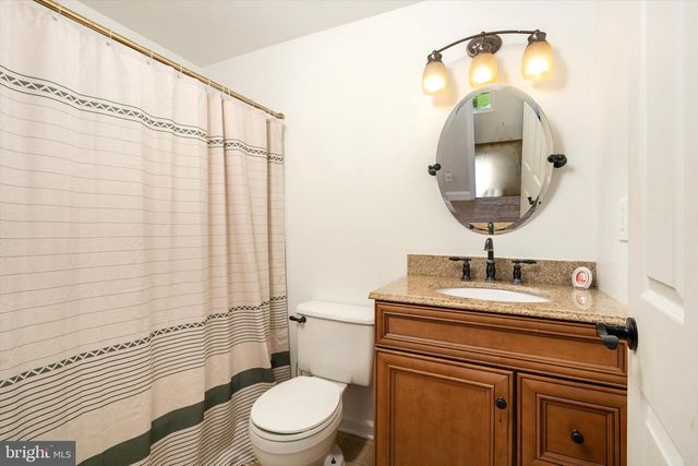 16 ROSS RD, Burlington Township, NJ 08016