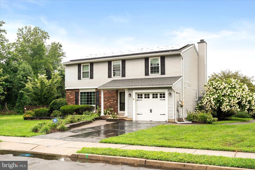 16 ROSS RD, Burlington Township, NJ 08016