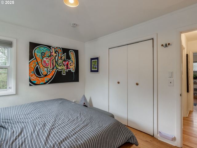 8707 Sw 19TH Ave, Portland, OR 97219
