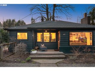 8707 Sw 19TH Ave, Portland, OR 97219