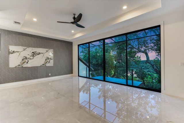 9409 Bell Mountain DR, Austin, TX 78730