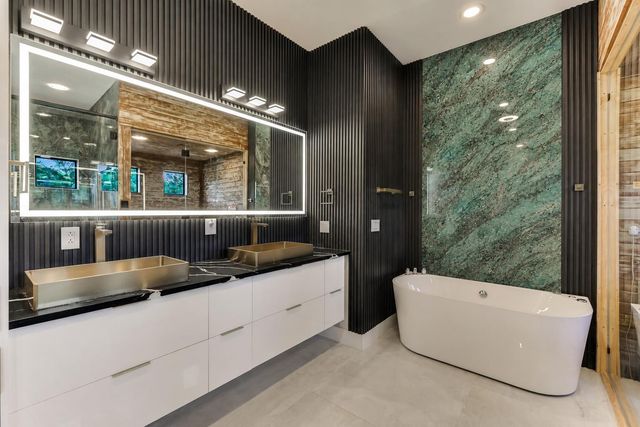 9409 Bell Mountain DR, Austin, TX 78730