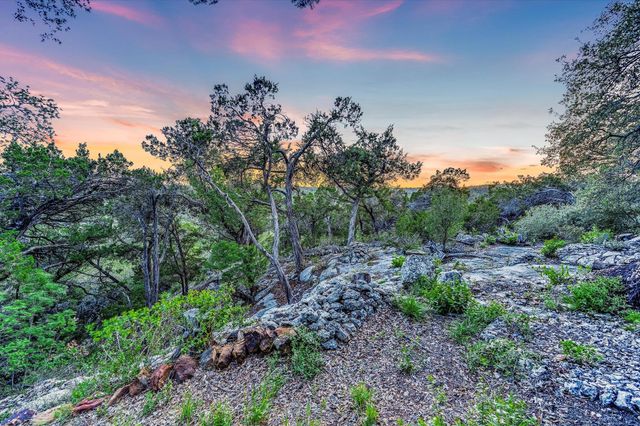 9409 Bell Mountain DR, Austin, TX 78730