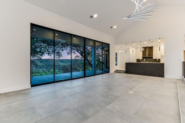9409 Bell Mountain DR, Austin, TX 78730