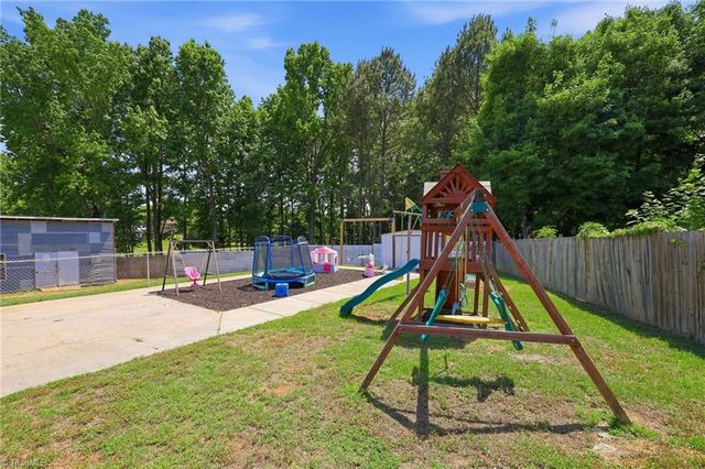 6997 Arden Road, Thomasville, NC 27360