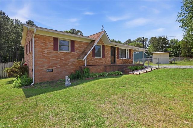 6997 Arden Road, Thomasville, NC 27360
