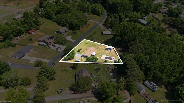 6997 Arden Road, Thomasville, NC 27360