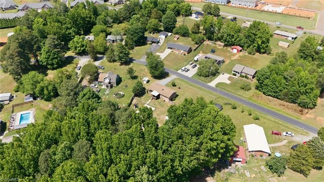 6997 Arden Road, Thomasville, NC 27360
