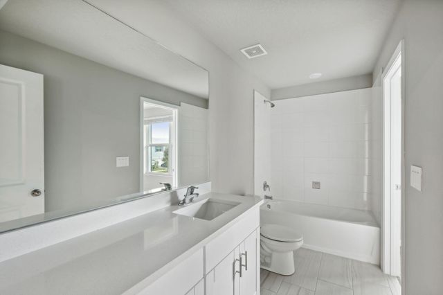 423 Salisbury Circle, Fort Pierce, FL 34982