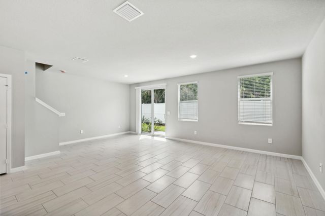 423 Salisbury Circle, Fort Pierce, FL 34982