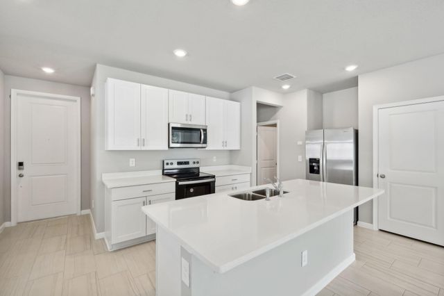 423 Salisbury Circle, Fort Pierce, FL 34982