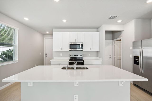 423 Salisbury Circle, Fort Pierce, FL 34982