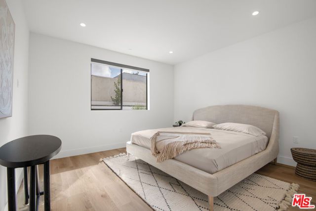8326 Blackburn Avenue 203, Los Angeles, CA 90048