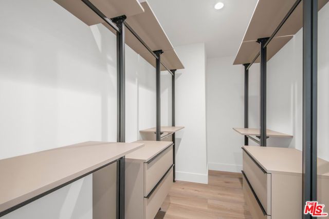 8326 Blackburn Avenue 203, Los Angeles, CA 90048
