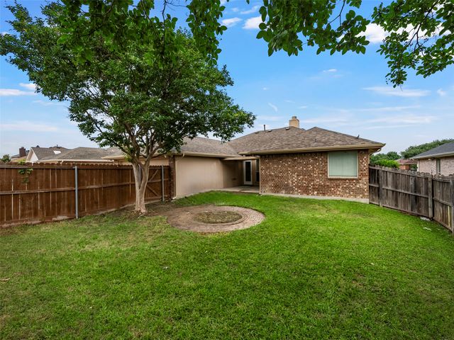 526 Wyoming Drive, Murphy, TX 75094