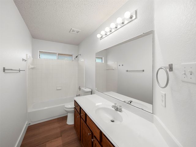 526 Wyoming Drive, Murphy, TX 75094