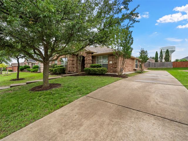 526 Wyoming Drive, Murphy, TX 75094