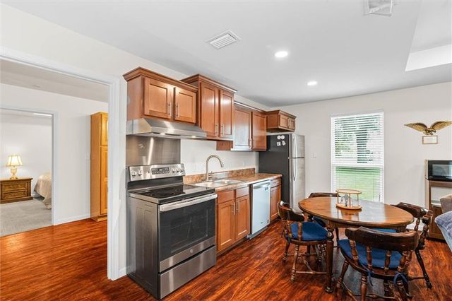 8871 Green Valley Drive, Theodore, AL 36582